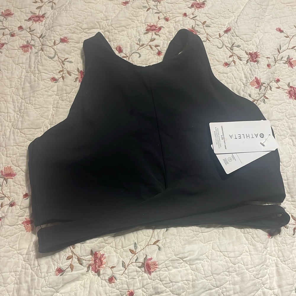 Athleta conscious cut out crop D DD sports bra NWT